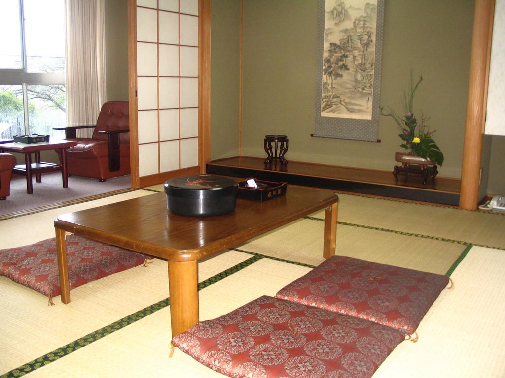 Rinkokan Hotel Инуяма Екстериор снимка